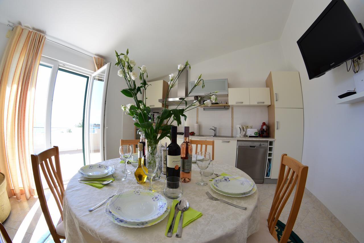 Apartment Ivica Mali Drvenik Esterno foto