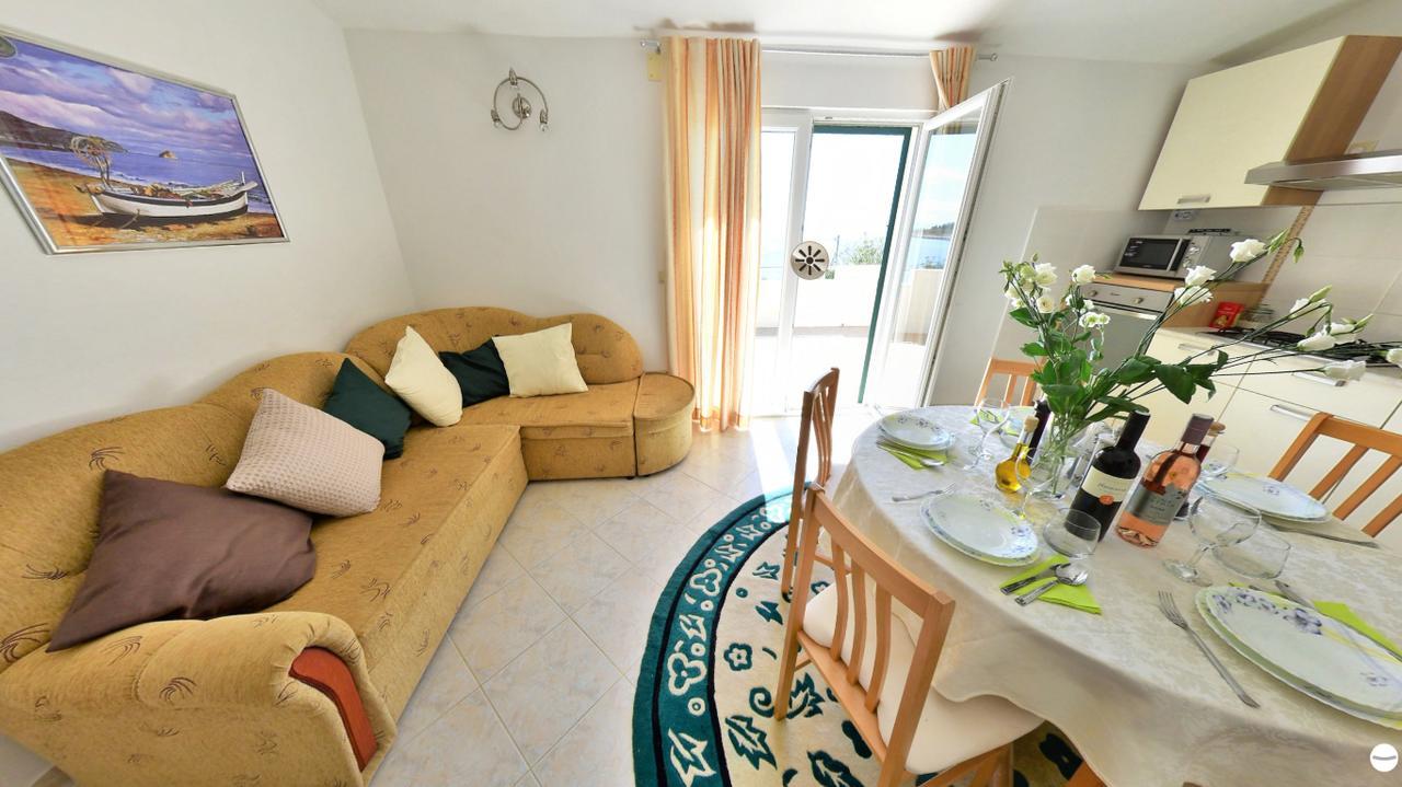 Apartment Ivica Mali Drvenik Esterno foto